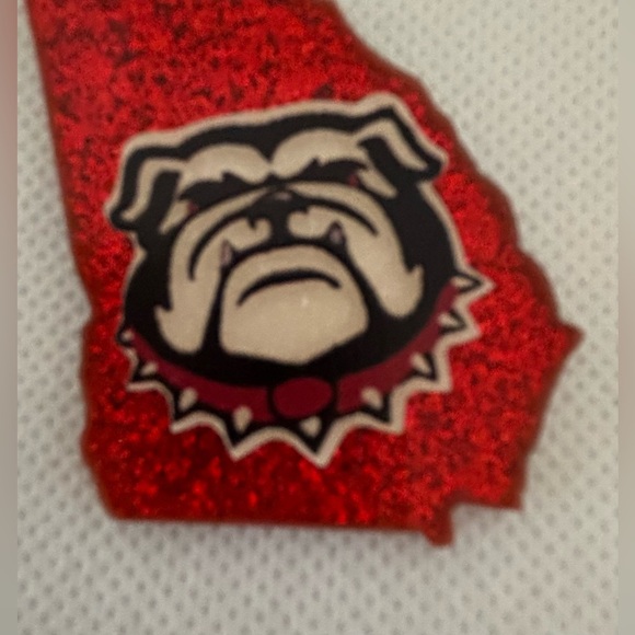 University of Georgia | Georgia Bulldogs dangle pierced earrings - Picture 3 of 9